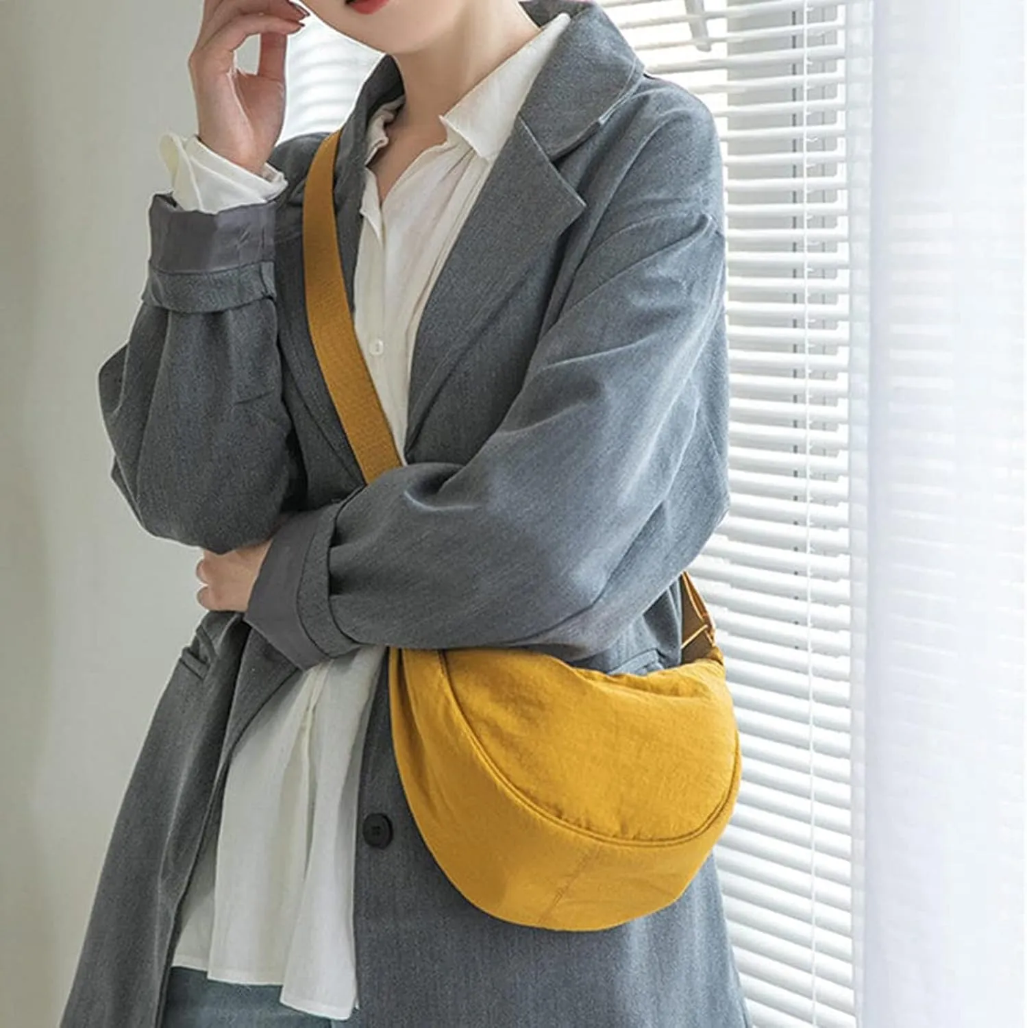 Crossbody Bag Hobo Sling Simple Women Dumpling Bag Trendy Small Shoulder Bag Purse Casual Handbag Adjustable Strap