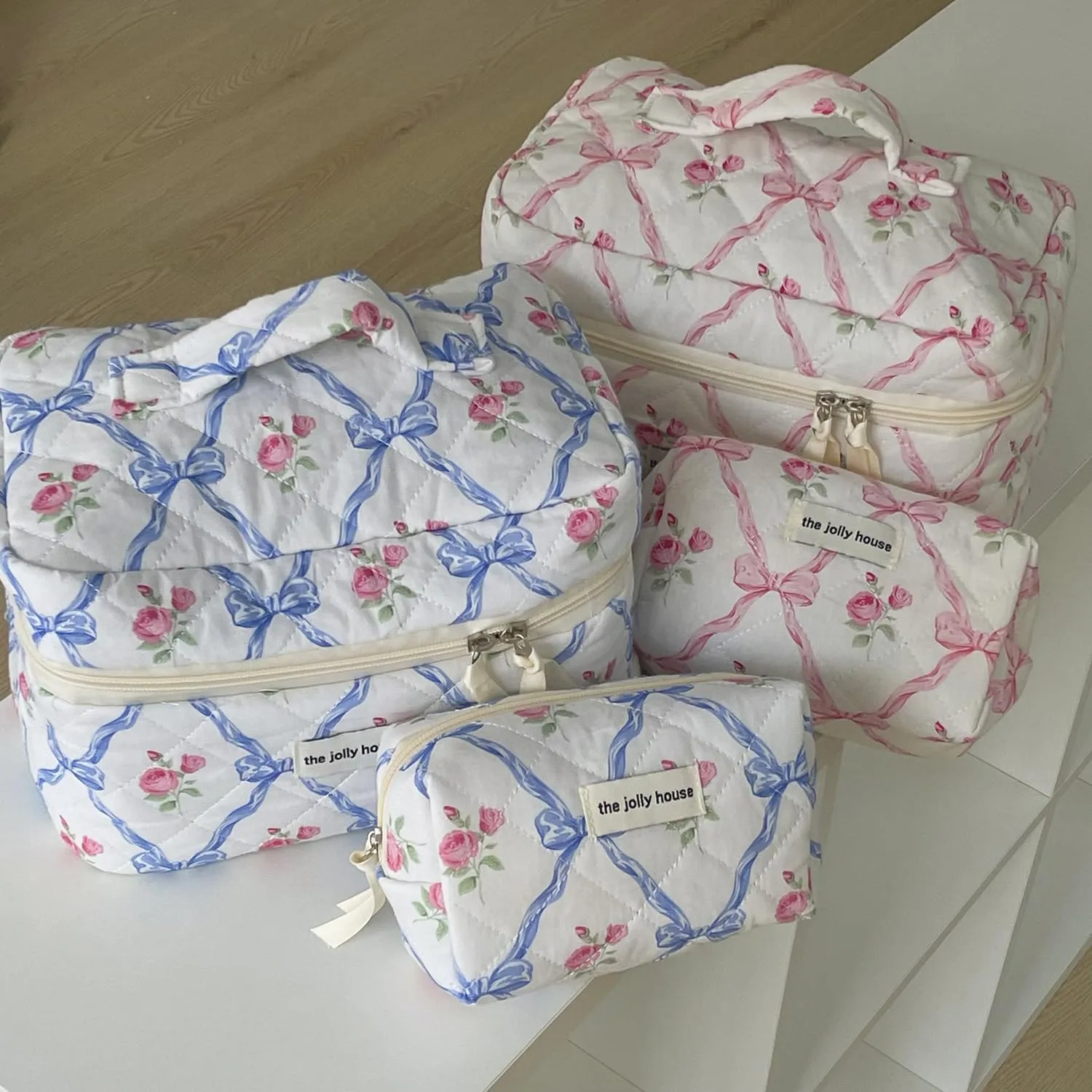 CYee Women Fairycore Quilted Makeup Bag Aesthetics Puffer Pouch Y2K Kawaii Storage Bags Bow Tie Floral Cosmetic Bag (L,Pink)