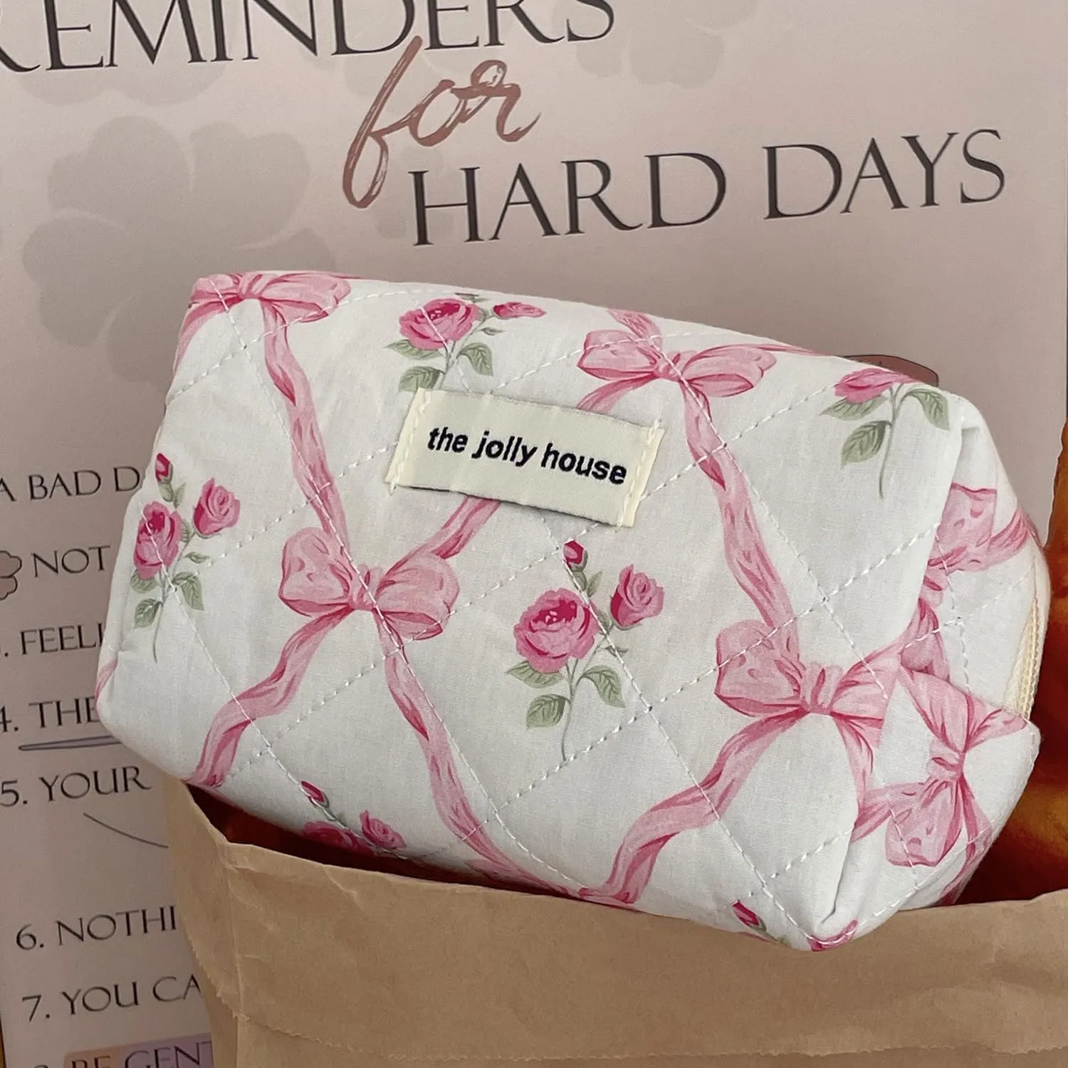 CYee Women Fairycore Quilted Makeup Bag Aesthetics Puffer Pouch Y2K Kawaii Storage Bags Bow Tie Floral Cosmetic Bag (L,Pink)