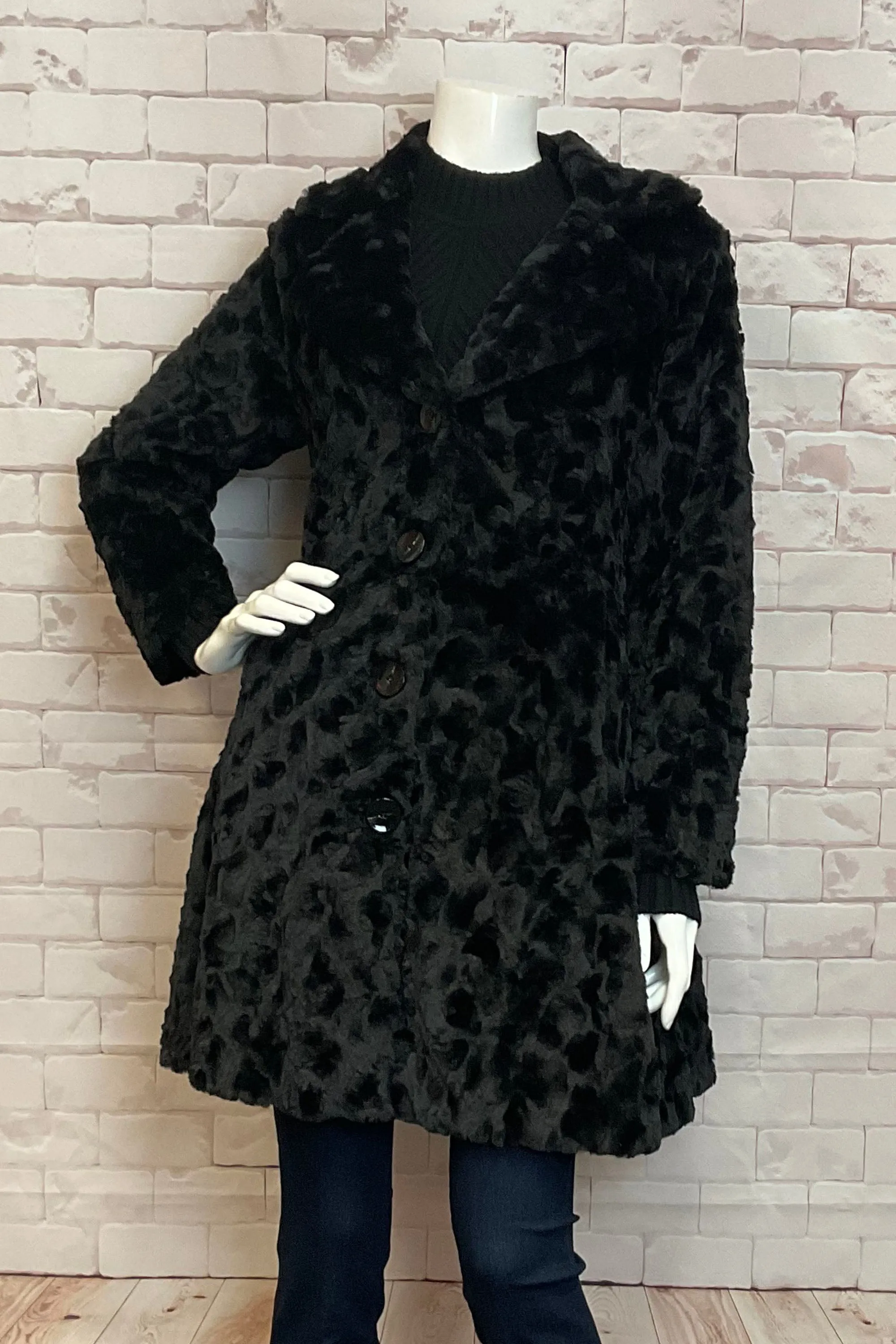 FAUX FUR COAT