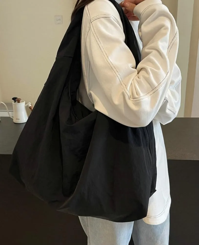 Large Hobo Bag Nylon Shoulder Purse for Women Trendy Tote Handbag Underarm Purse Versatile Slouchy Hobo Bag for Travel Sport