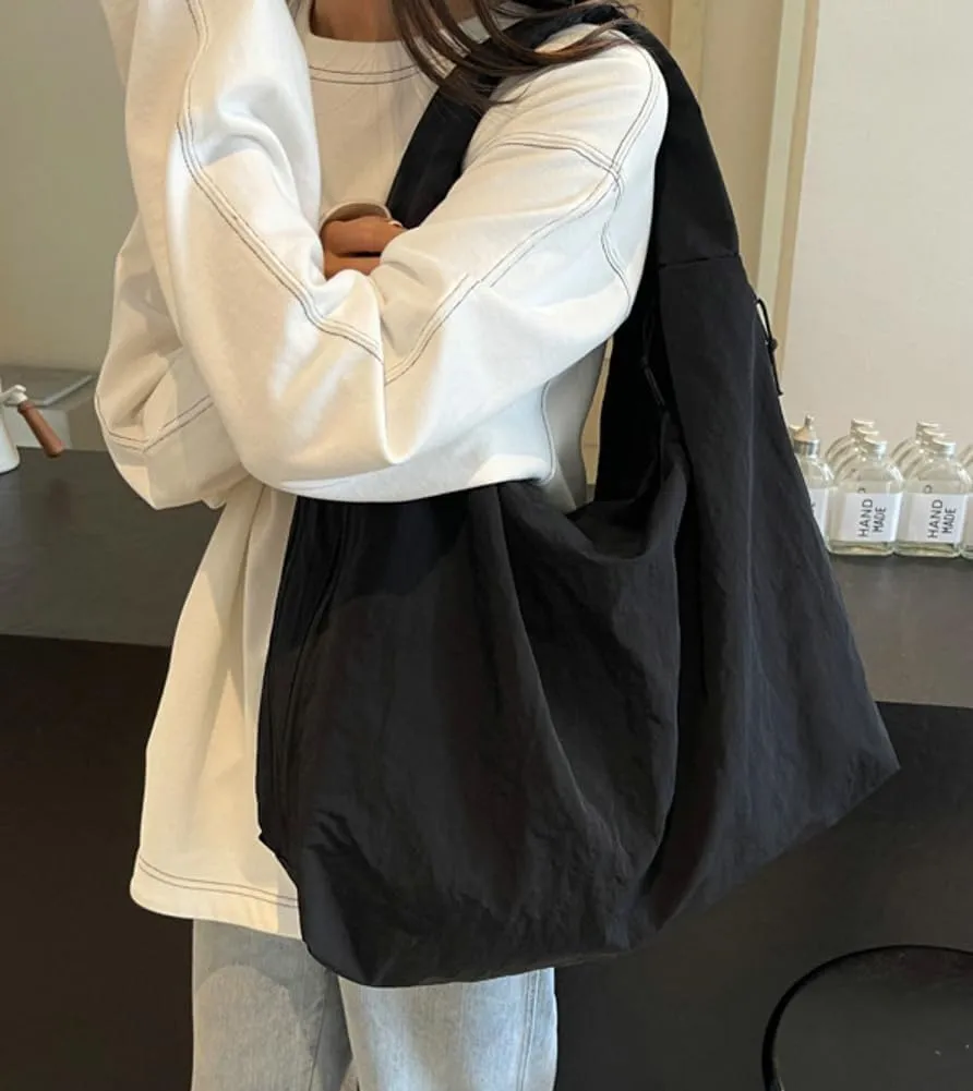 Large Hobo Bag Nylon Shoulder Purse for Women Trendy Tote Handbag Underarm Purse Versatile Slouchy Hobo Bag for Travel Sport