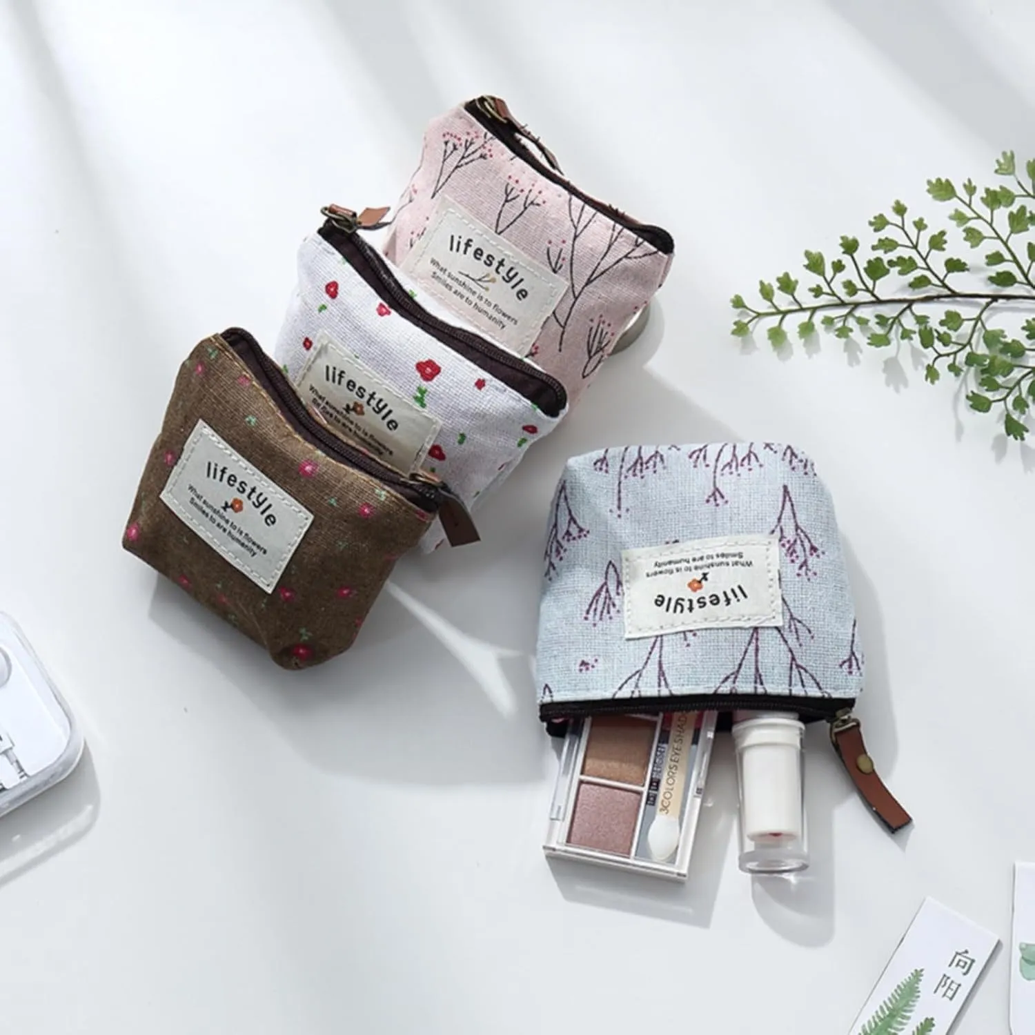 Mini Makeup Bag for Purse, Countryside Flower Floral Cosmetic Makeup Bag Canvas Cute Cosmetic Bag Cases Small Zipper Pouch Coin Purse Travel Essentials Items Women Aesthetic Stuff,Light Blue