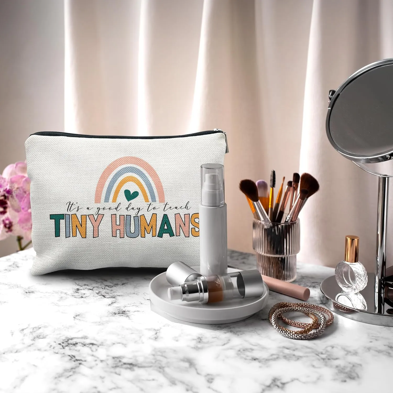 Nogrit Teacher Makeup Cosmetic Bag,It's a Good Day to Teach Tiny Humans Makeup Travel Toiletry Bag,Teacher Appreciation Gifts,Back to School Gifts for Teachers,Thank You Gifts for Teachers